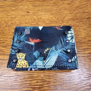 Lug Walkover RFID Card Wallet